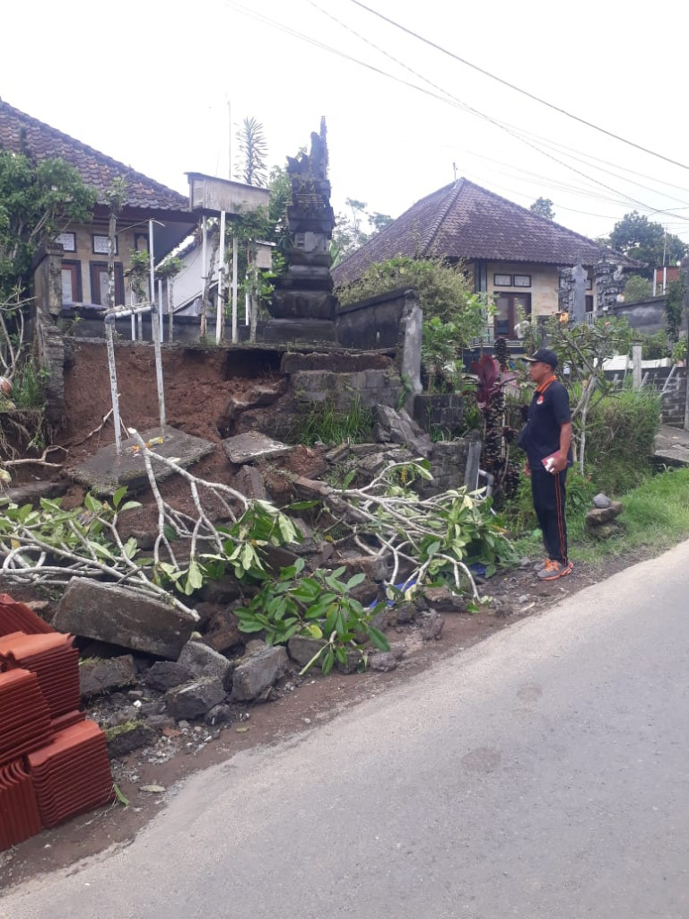 Senderan Jebol di Banjar Bukian, Desa Pelaga, Kecamatan Petang Tanggal 30 Januari 2023